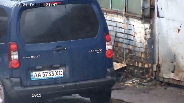 PTZ відеокамера Hikvision DS-2DE5425IW-AE(T5) 4МП (4.8-120мм) приклад зап? смотреть онлайн