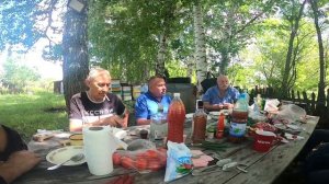 Батя встретился с одноклассниками спустя много лет