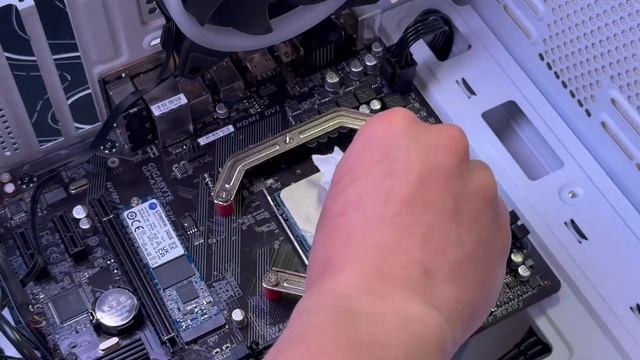 ЕЖЕГОДНОЕ ОБСЛУЖИВАНИЕ ПК! КАК ПРАВИЛЬНО ПОЧИСТИТЬ ПК смотреть онлайн