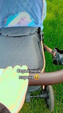 На прогулке 🚗
⠀
#прогулка #моймалыш #кареглазаяблондинка #AlinaKlyukva #boy
