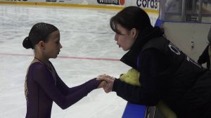 В Новосибирске любители фигурного катания соревновались в мастерстве