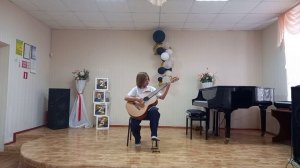 Черепанова Полина 11 лет 1й класс, С.Вейс "Менуэт", преподаватель Брагина И.А.