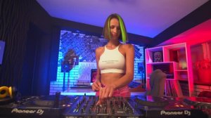 Miss Monique - MiMo Weekly Podcast 030  [Progressive House  Melodic Techno DJ Mix] 4K