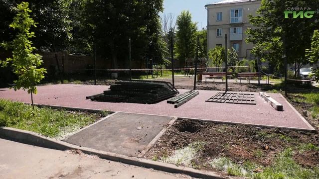 В Самаре продолжают ремонт дворов в рамках проекта "Формирование комфортной городской среды"