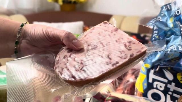 Эстония. Сколько стоит говядина ? Рассольник за 10 мину?