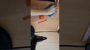 переплетение цветной бумагой.