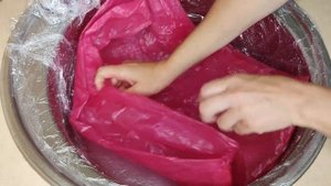 Выглядит глупо, но с этим трюком раковина будет сиять как новая Попробуйте