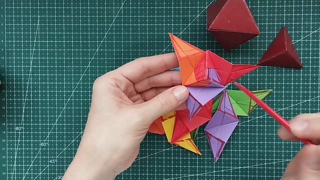 Октаэдр из модуля Сонобе смотреть онлайн