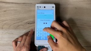 Как проверить баланс банковской карты, сменить, устан?