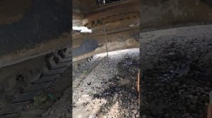 HITACHI 330-3  Нет показаний гидравлики , слабая работа гидр?