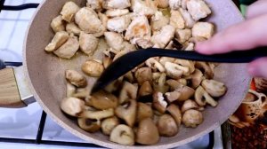 Фрикасе из курицы и грибов - вкусное французское блюдо