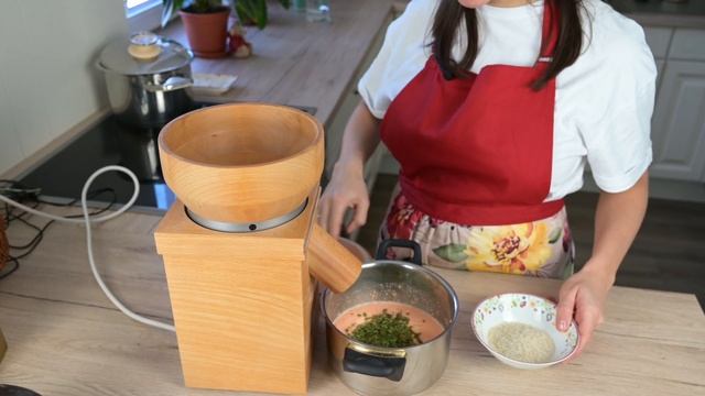 Пышные булочки из красной чечевицы
