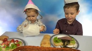 Бургер челлендж Макса и Кати Burger Challenge