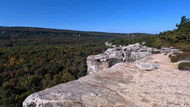 Минневаска: парк штата Нью Йорк .США. Minnewaska State Park . New York смотреть онлайн