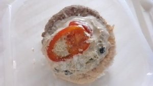 Ангус бургер с горчичным соусом (Мираторг)