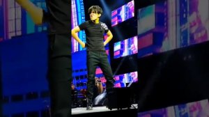 Dimash в Нью-Йорке. Фанкам во весь рост. Заключительная пе
