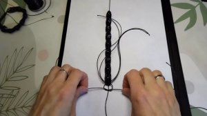 Браслет шамбала мужской. Плетение браслета в три шнура.