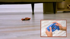 AD: Машинка на радуоуправлении 1:64 Роджер Доджер от Hot Whee
