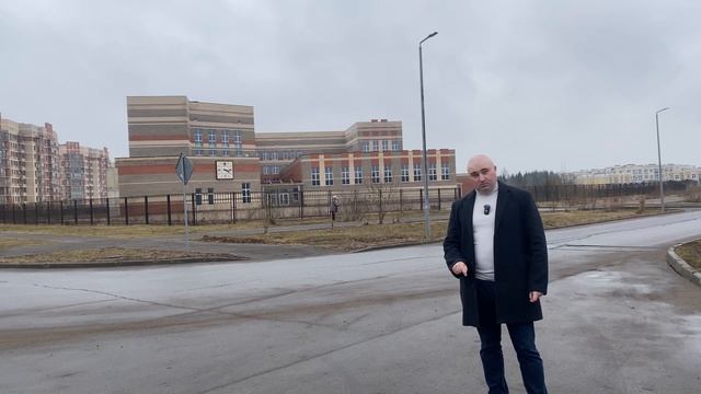 Застройщик, где наша школа? 8 лет ждали школу а дождали? смотреть онлайн