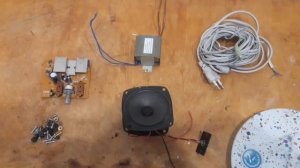 Разбор старых колонок на металлолом.