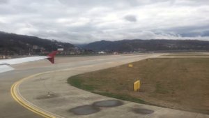 Посадка в аэропорту Сочи. Авиакомпания Red Wings