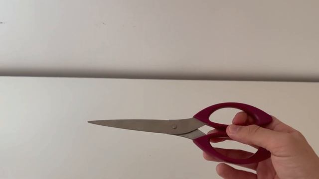 Как пользоваться ножницами смотреть онлайн