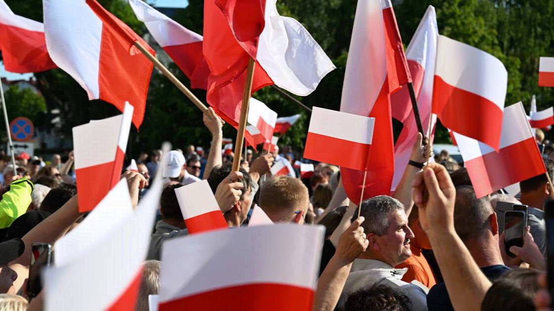 США потребовали от ЕК разъяснений о фальсификациях на выборах в Польше
