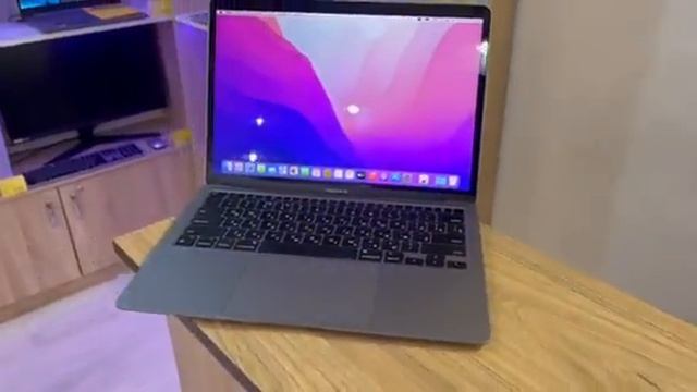 Ноутбук Apple MacBook Air 13 (2020, M1) смотреть онлайн