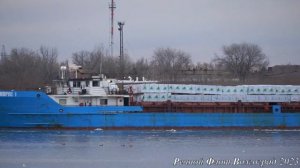 Теплоход КОРУС 1 на Волге в Астрахани