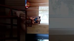 Маленький мальчик ругается (Марк ругается)