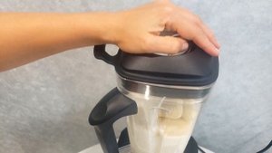 НАТУРАЛЬНЫЙ ЙОГУРТ ЗА 5 МИНУТ! НУЖЕН ЛИШЬ БАНАН И КЕФИР