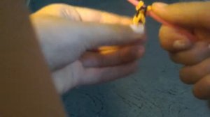 Как сплести пчелку из резиночек без станка!