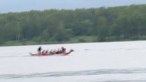 Гребля на лодках дракон