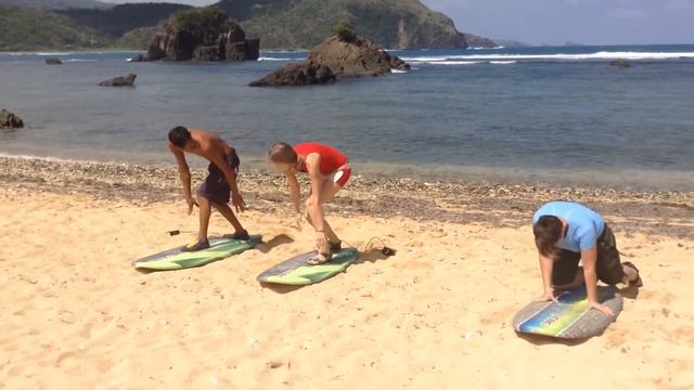 Урок серфинга в школе Пураран смотреть онлайн