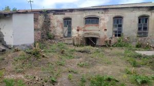 Расчистку Красной площади в Усть Чарышской Пристани продолжает техника.