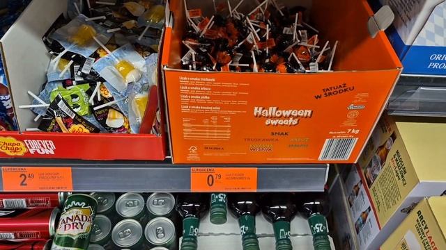 Halloween 🎃 В Польше. Где купить украшения и сладости? смотреть онлайн