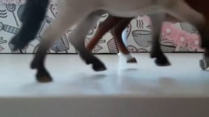 Лошади schleich украшаю полочки к новому году🎄