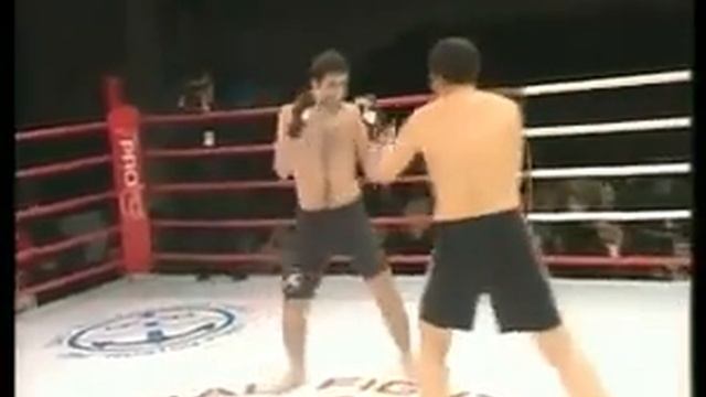 Нокаут с вертушки.Knockout from a kick leg смотреть онлайн