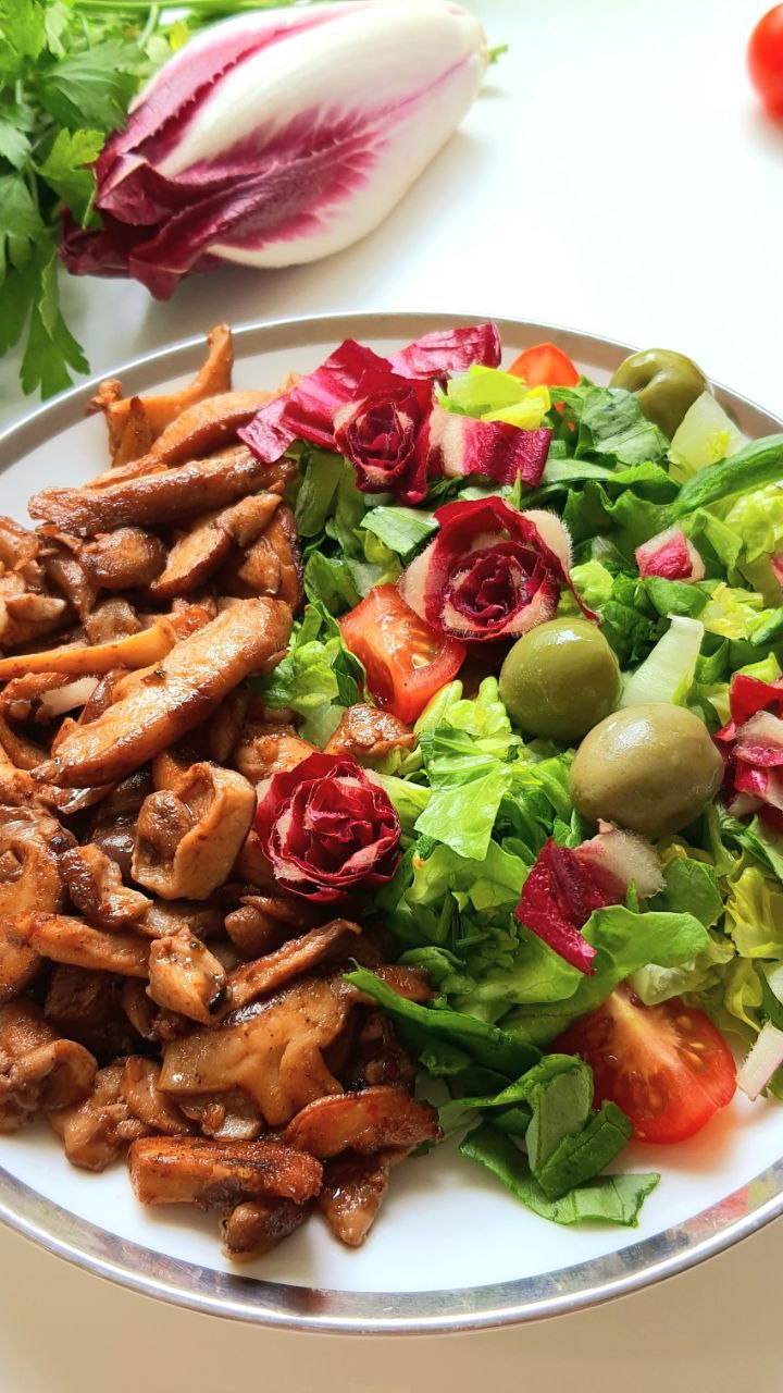 Веганская  пряная закуска из маринованных грибов шитаке