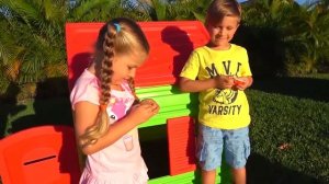 ДИАНА И РОМА - Диана и Рома не поделили яйца с сюрпризами