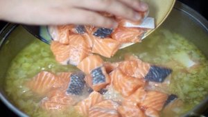 Финский суп из лосося со сливками