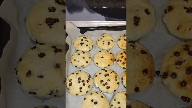 Сырники с шоколадными каплями, запеченные в духовке👌 смотреть онлайн