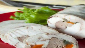 Рулет из курицы с печенью