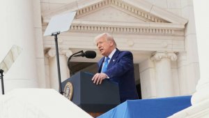NYT: Трамп намерен заключить масштабную сделку с Россией и Китаем