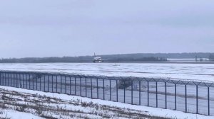 Взлёт самолёта Sukhoi Superjet 100-95B RA-89120. Рейс Минск – Минера?