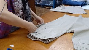 КАК ИЗ БРЮК СДЕЛАТЬ ШОРТЫ.