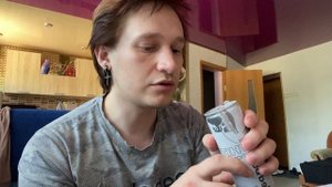 Обзор энергетика белый Red Bull (кокос и ягоды)