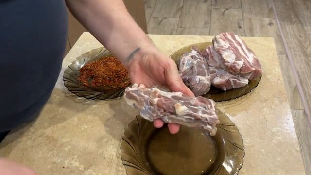 ВЯЛЕНОЕ МЯСО ПО-ДОМАШНЕМУ: ПРОСТОЙ И ВКУСНЫЙ РЕЦЕПТ!