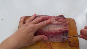 Как ПОЧИСТИТЬ СЕЛЕДКУ БЫСТРО и БЕЗ КОСТЕЙ за 3 МИНУТЫ, ?