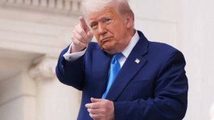 Спецпосланник США Келлог объяснил слова Трампа про "игры с огнем"